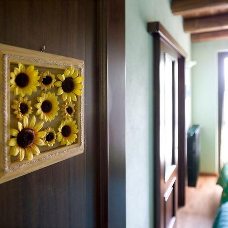 Cascina Il Ginepro Konuk evi Sinio Dış mekan fotoğraf